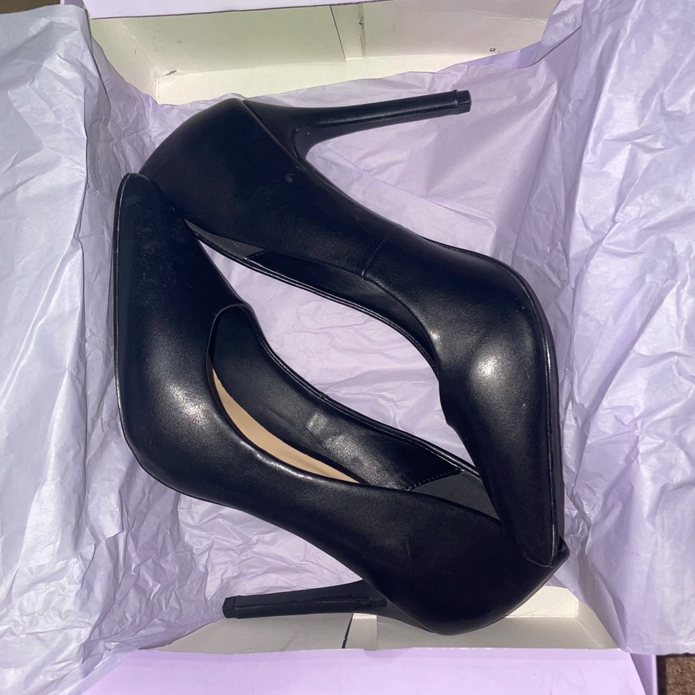 Madden Girl Size 7.5